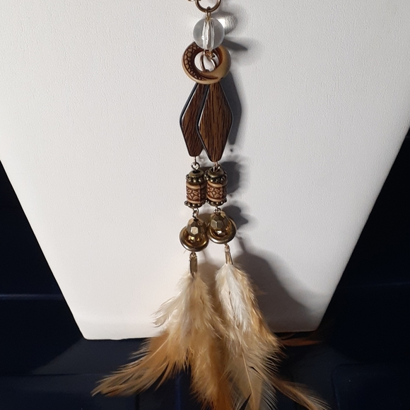 Necklace - Picture 3 of 3